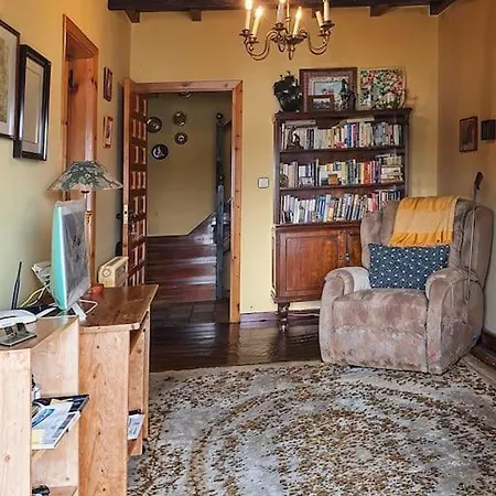 Casa Rural Con Gran Finca Al Borde Del Mar A Coruña